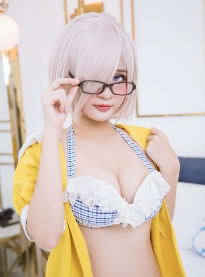 风间由美主演的电影老师